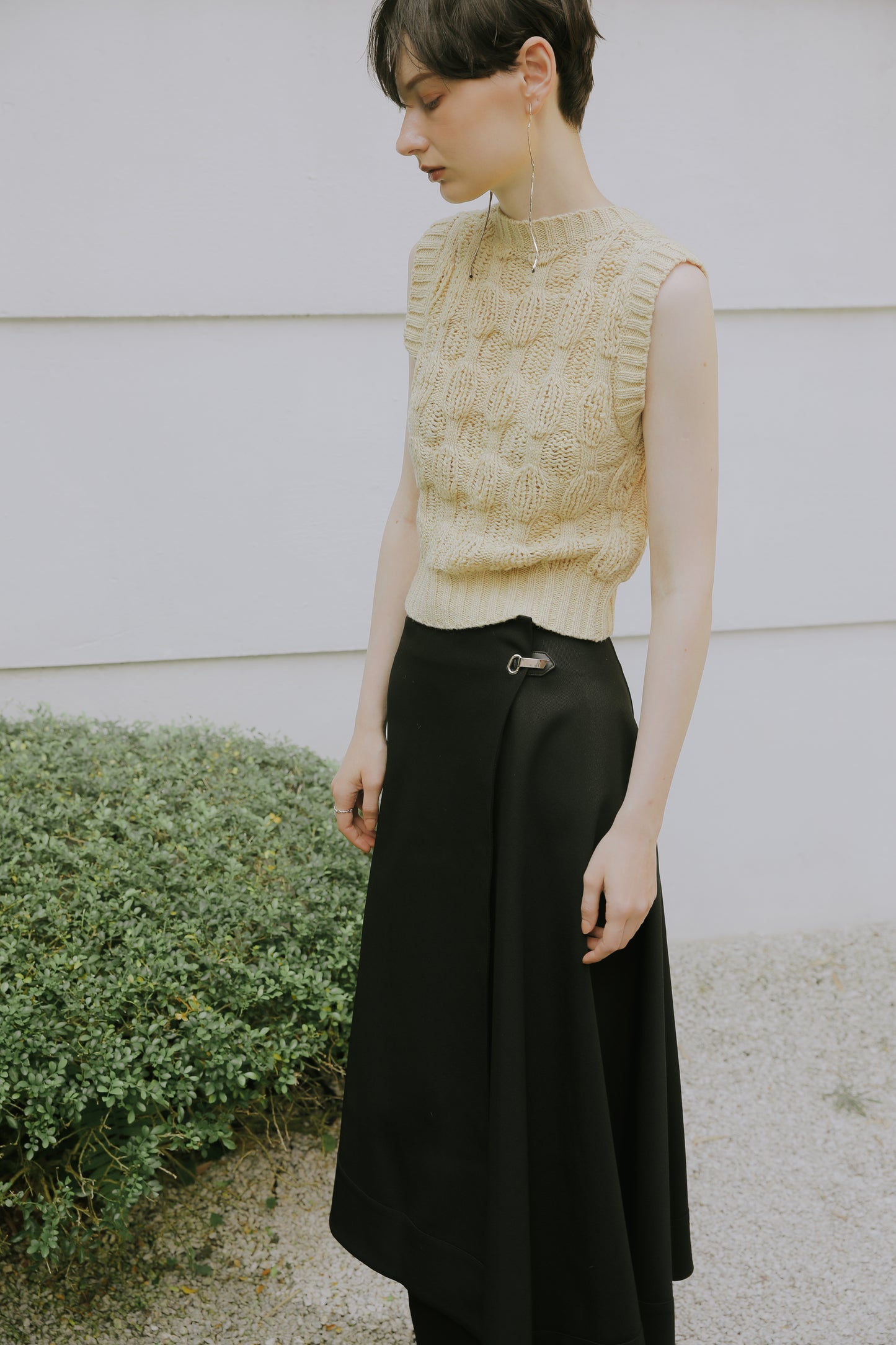 Malmo asymmetric skirt
