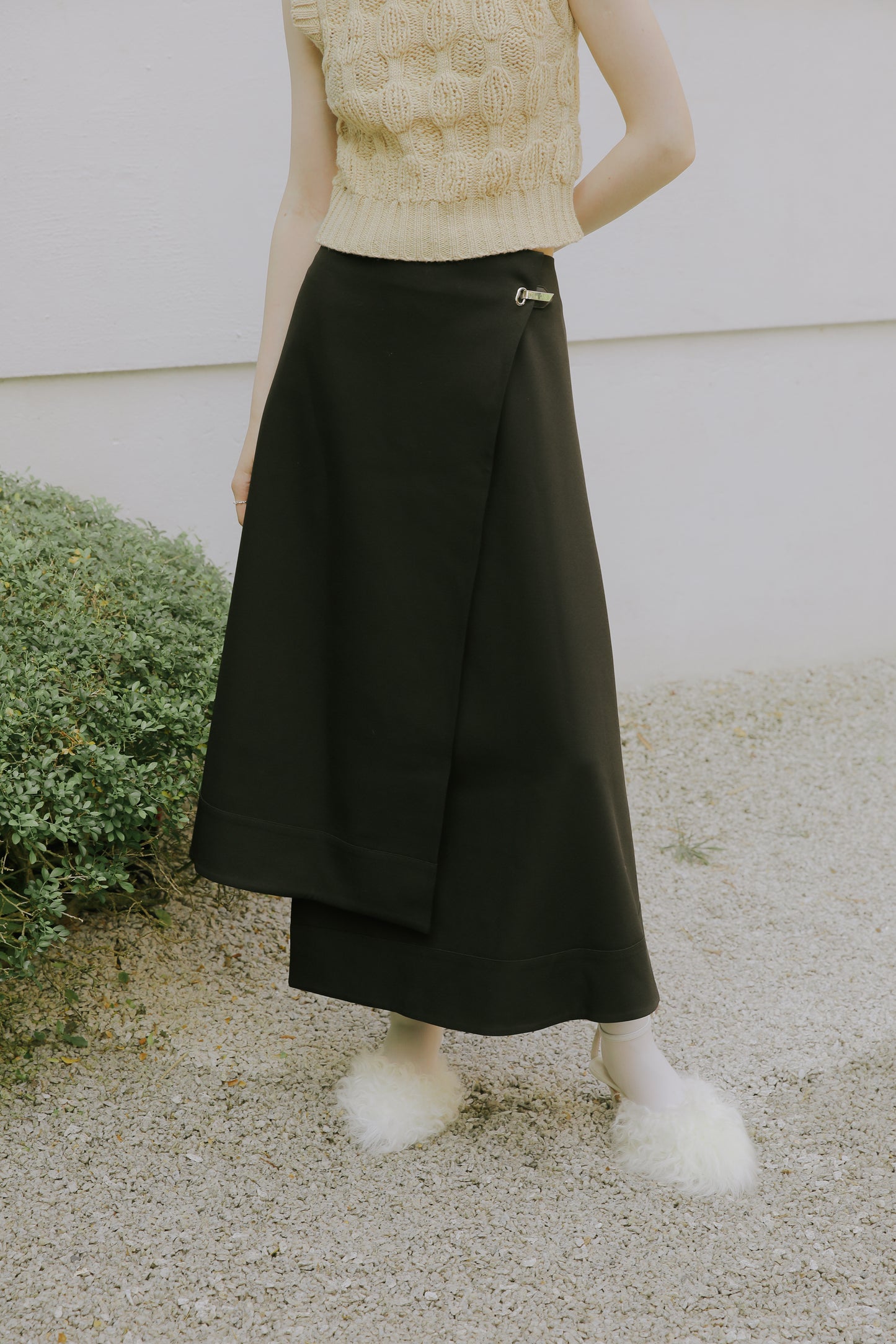 Malmo asymmetric skirt