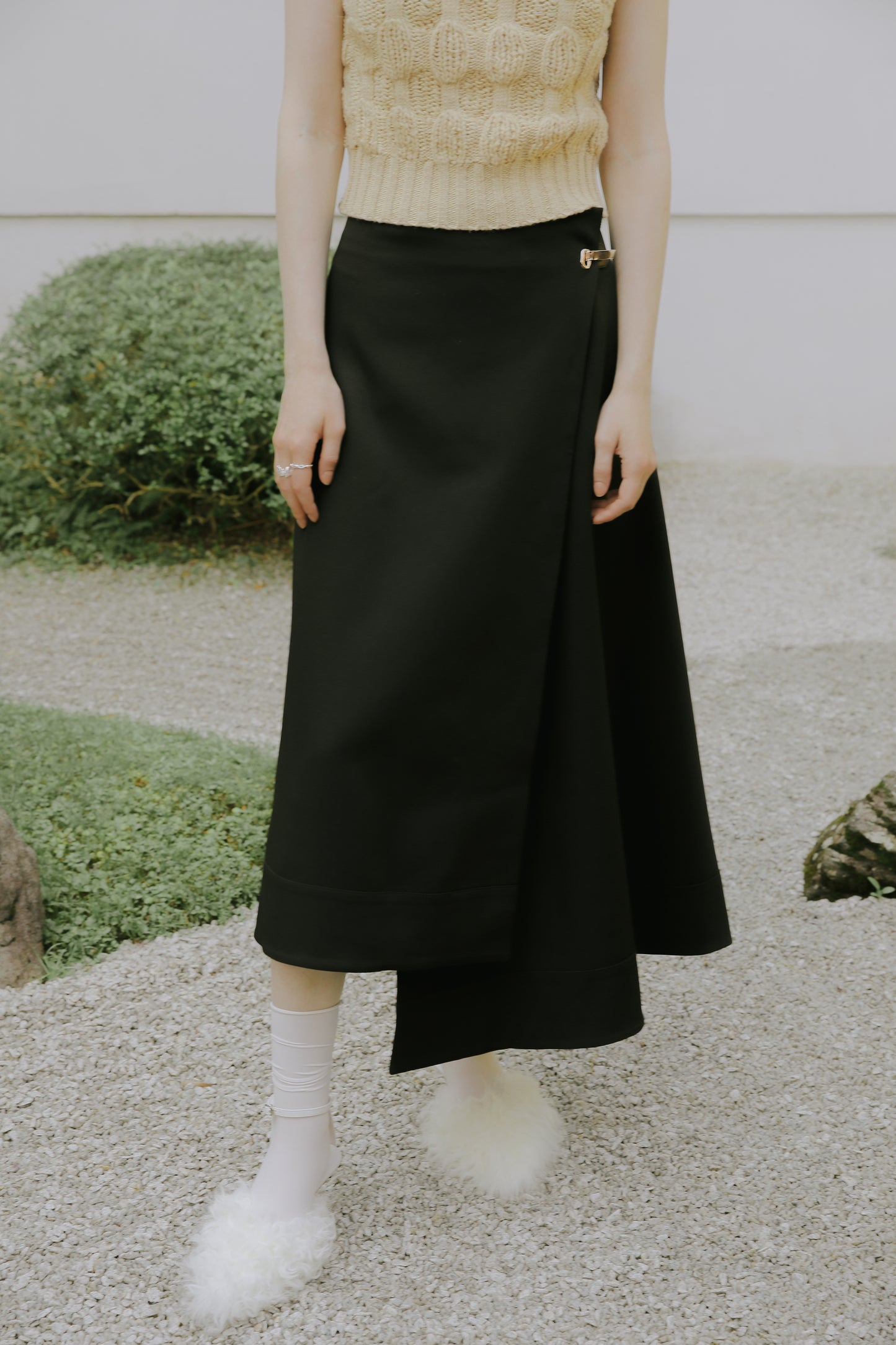 Malmo asymmetric skirt