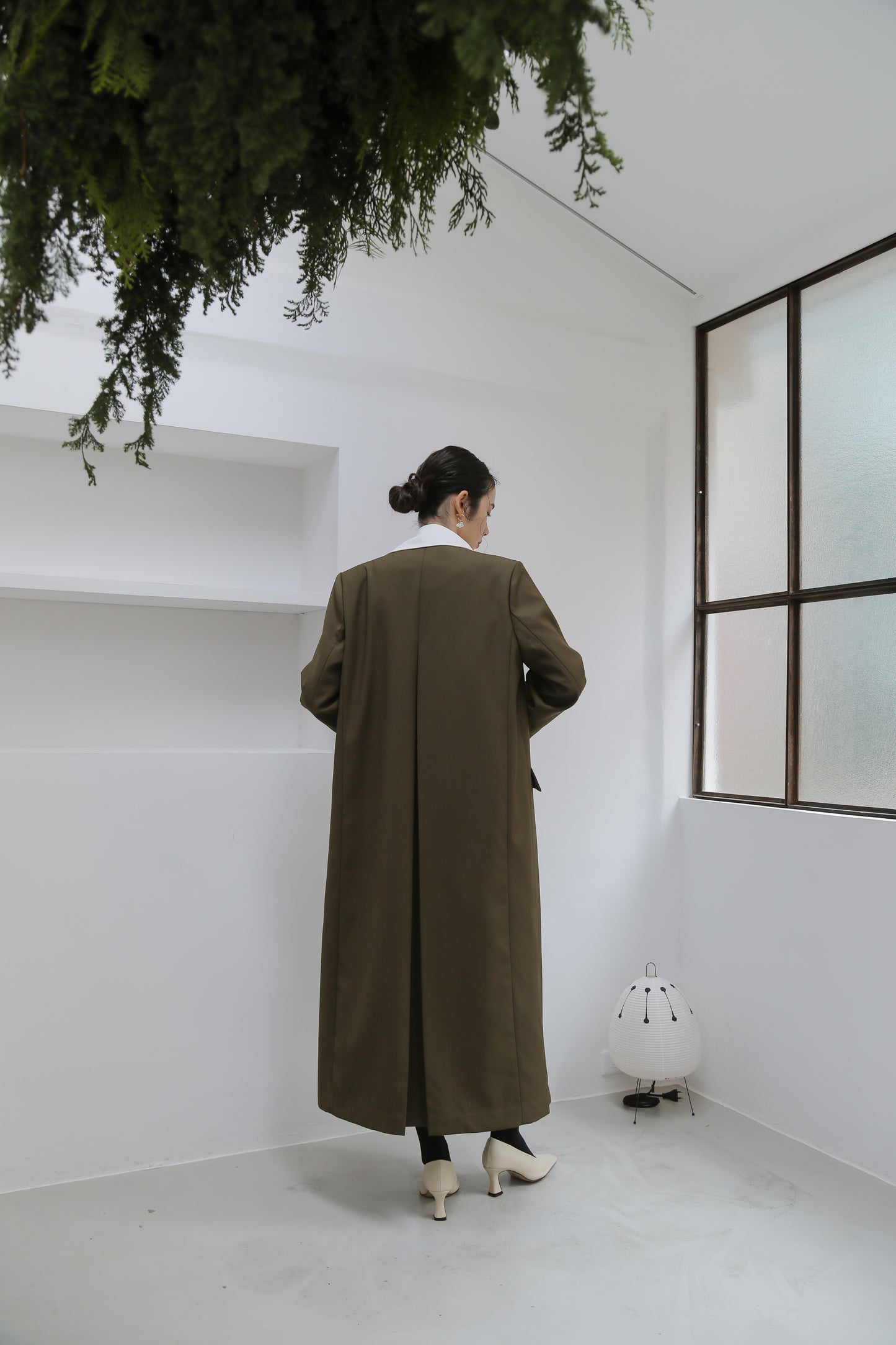 Serge collarless coat