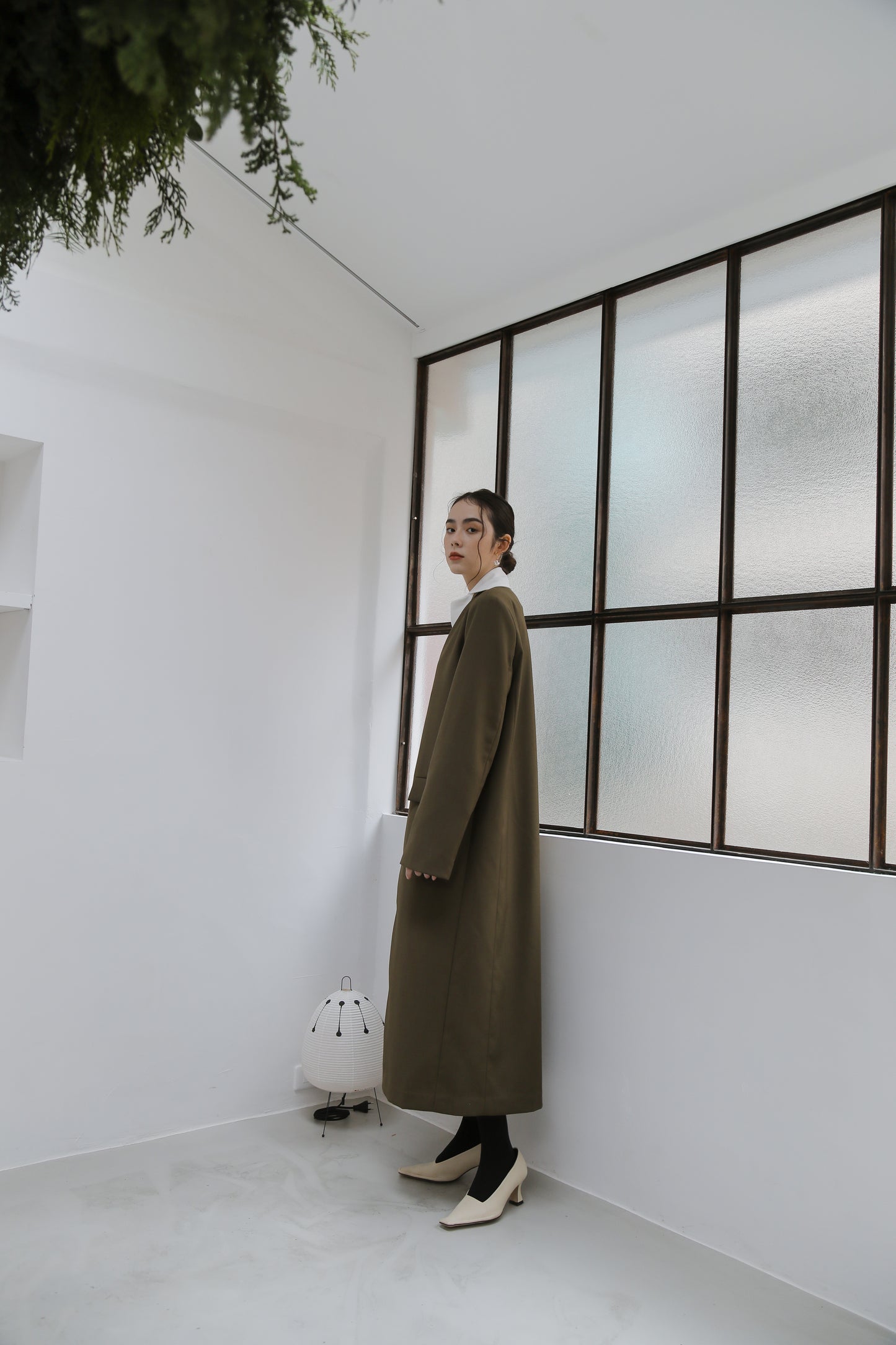 Serge collarless coat
