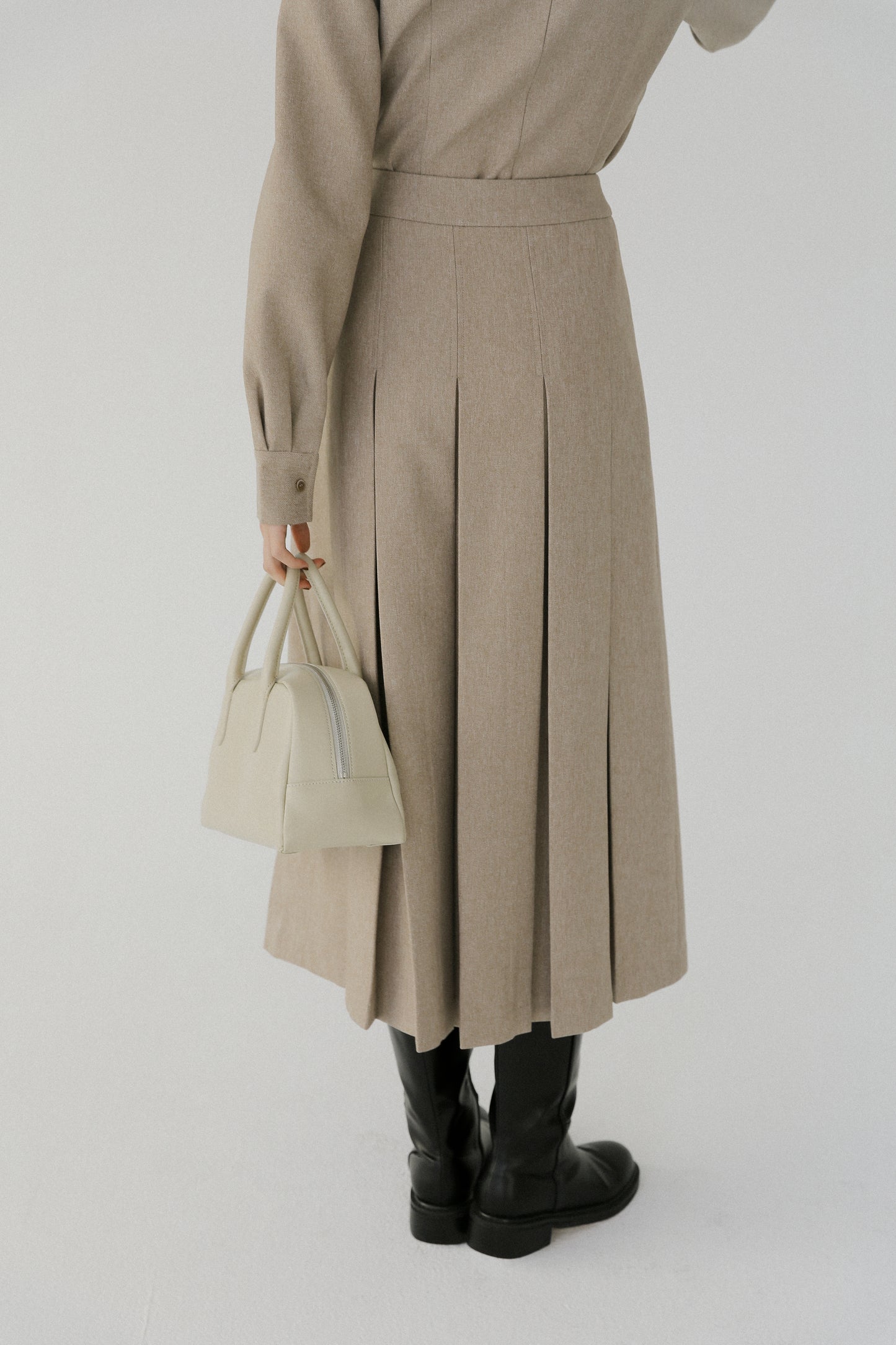 Noma pleat skirt