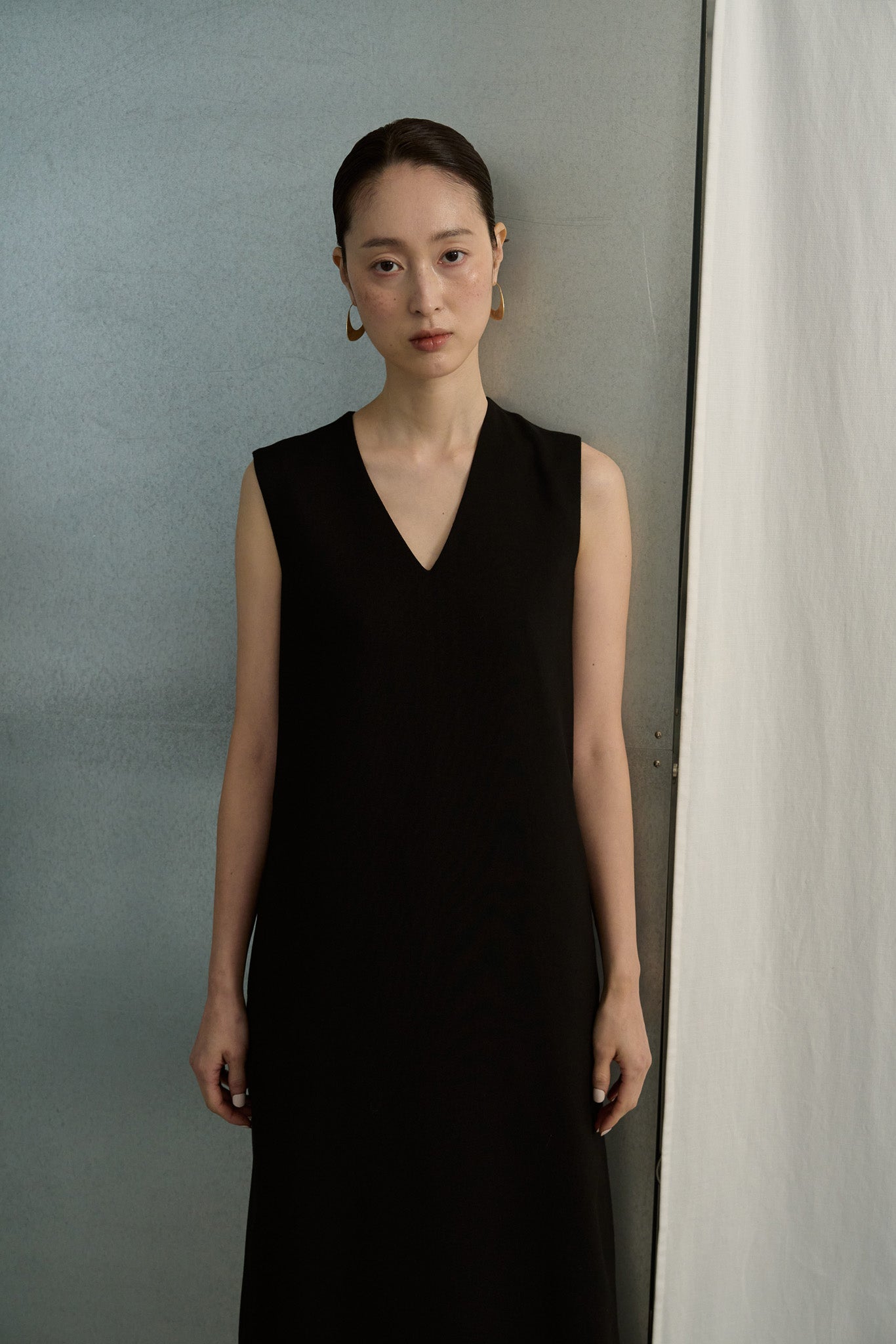Refy v neck dress
