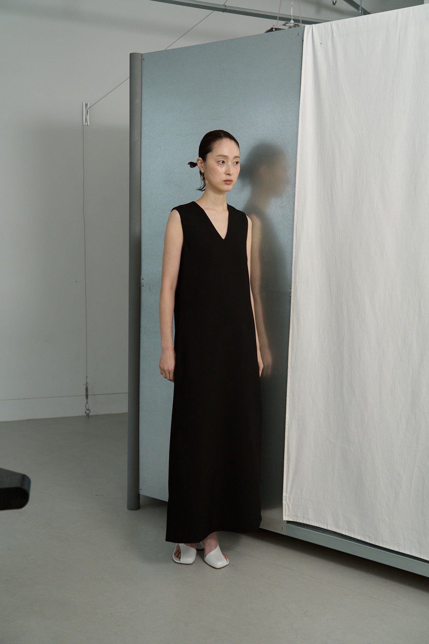 Refy v neck dress
