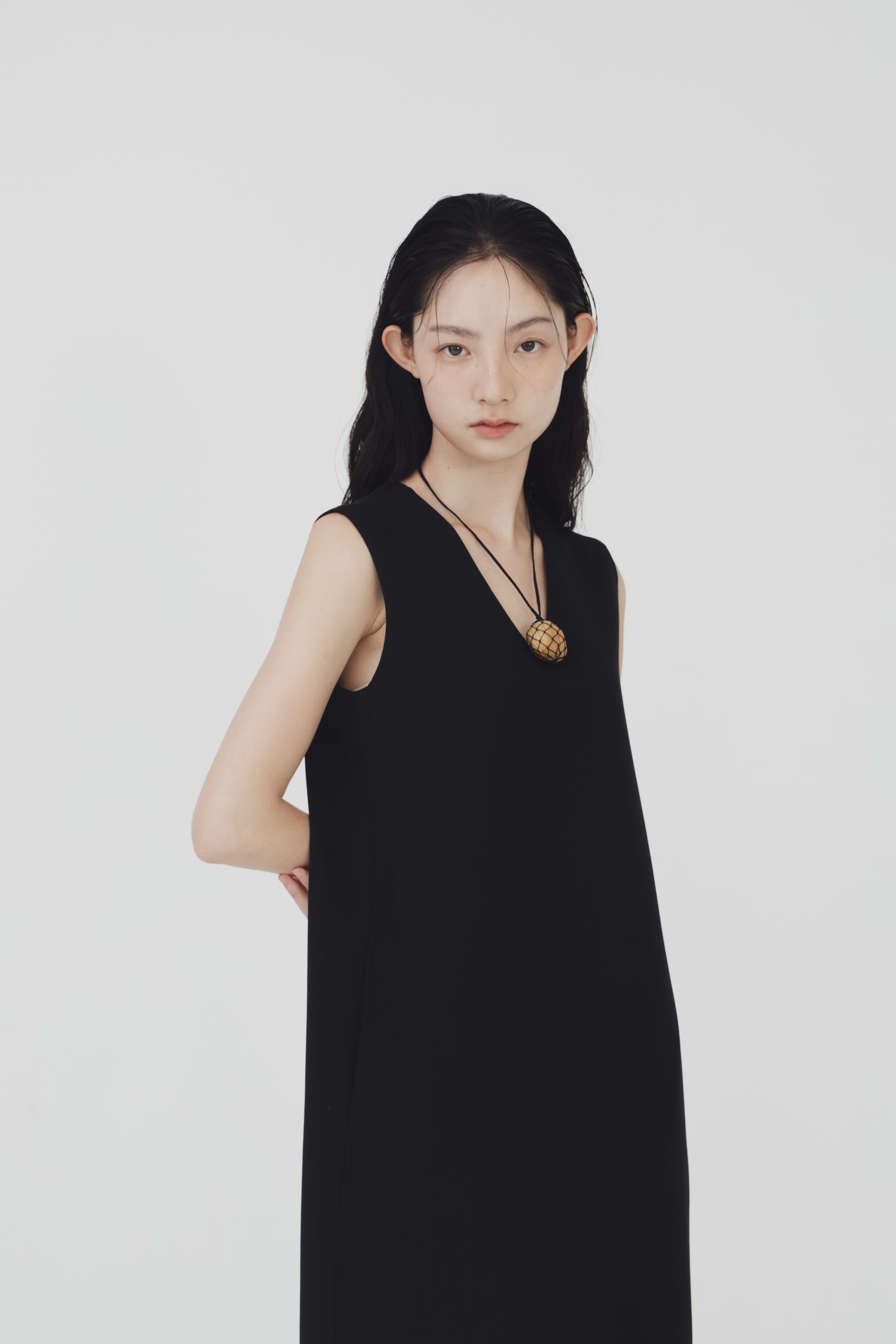 Refy v neck dress