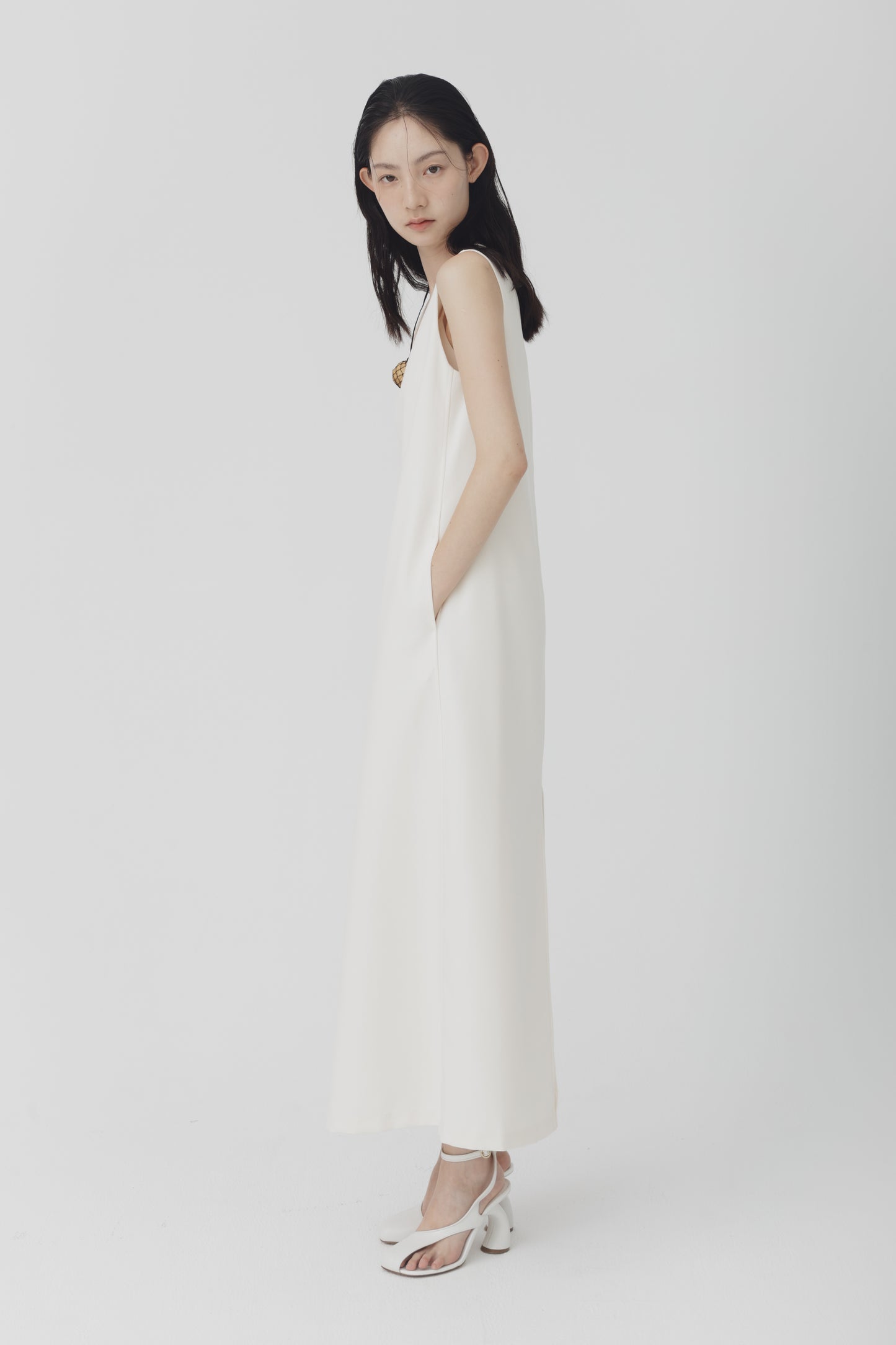 Refy v neck dress
