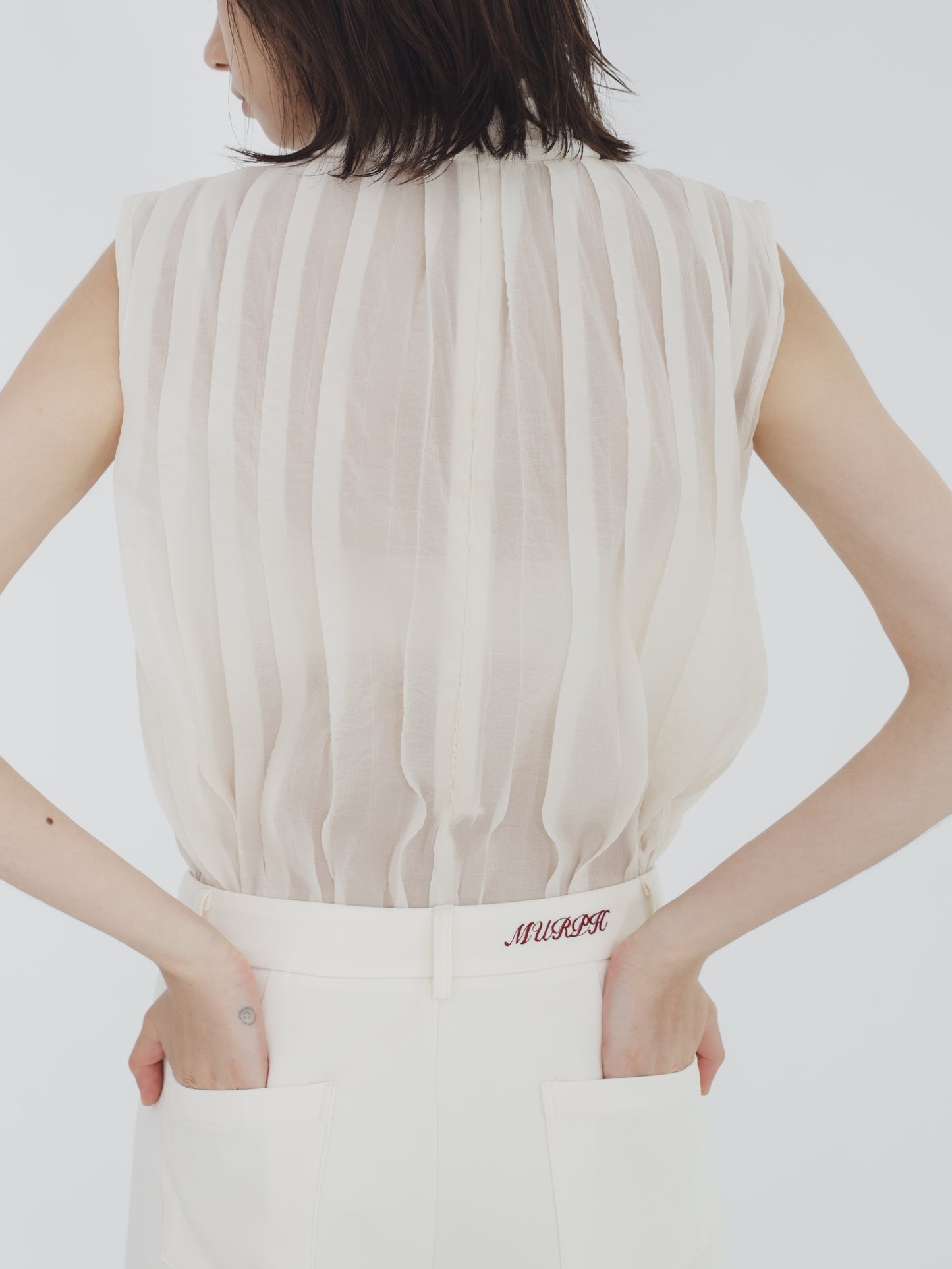 Carmen embroidered trousers