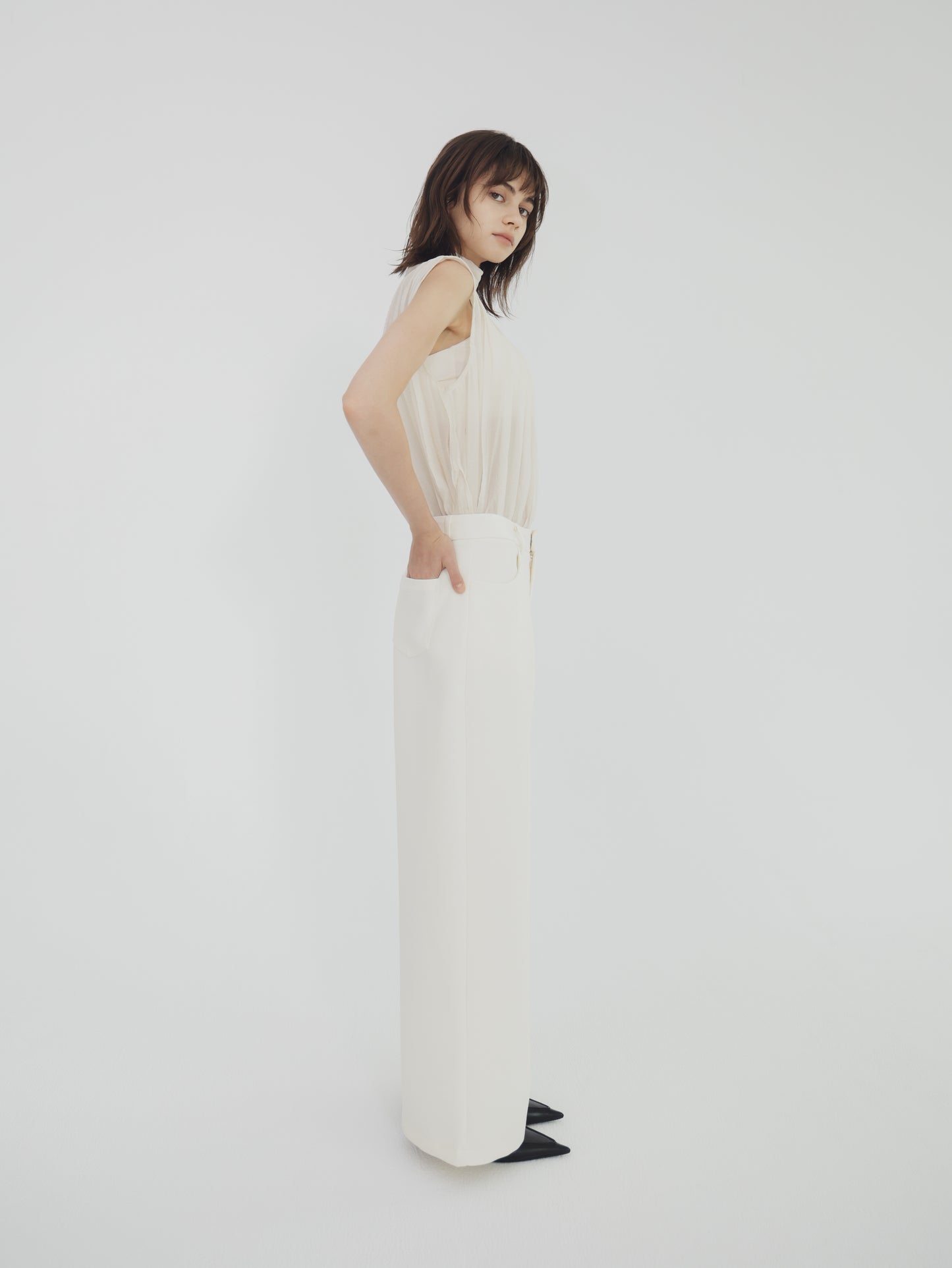 Carmen embroidered trousers