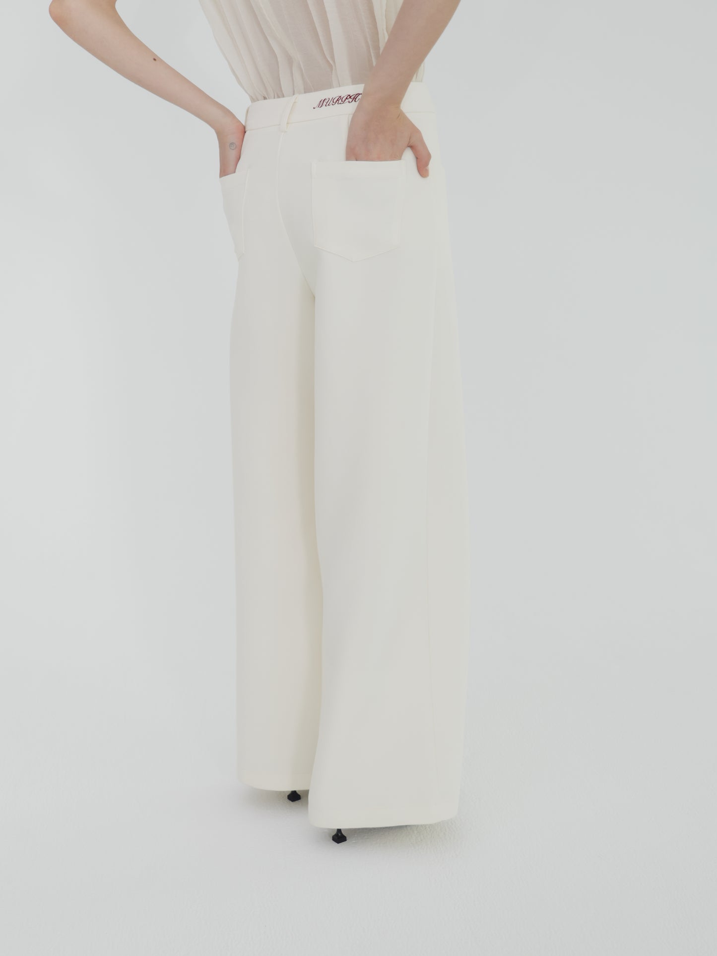 Carmen embroidered trousers