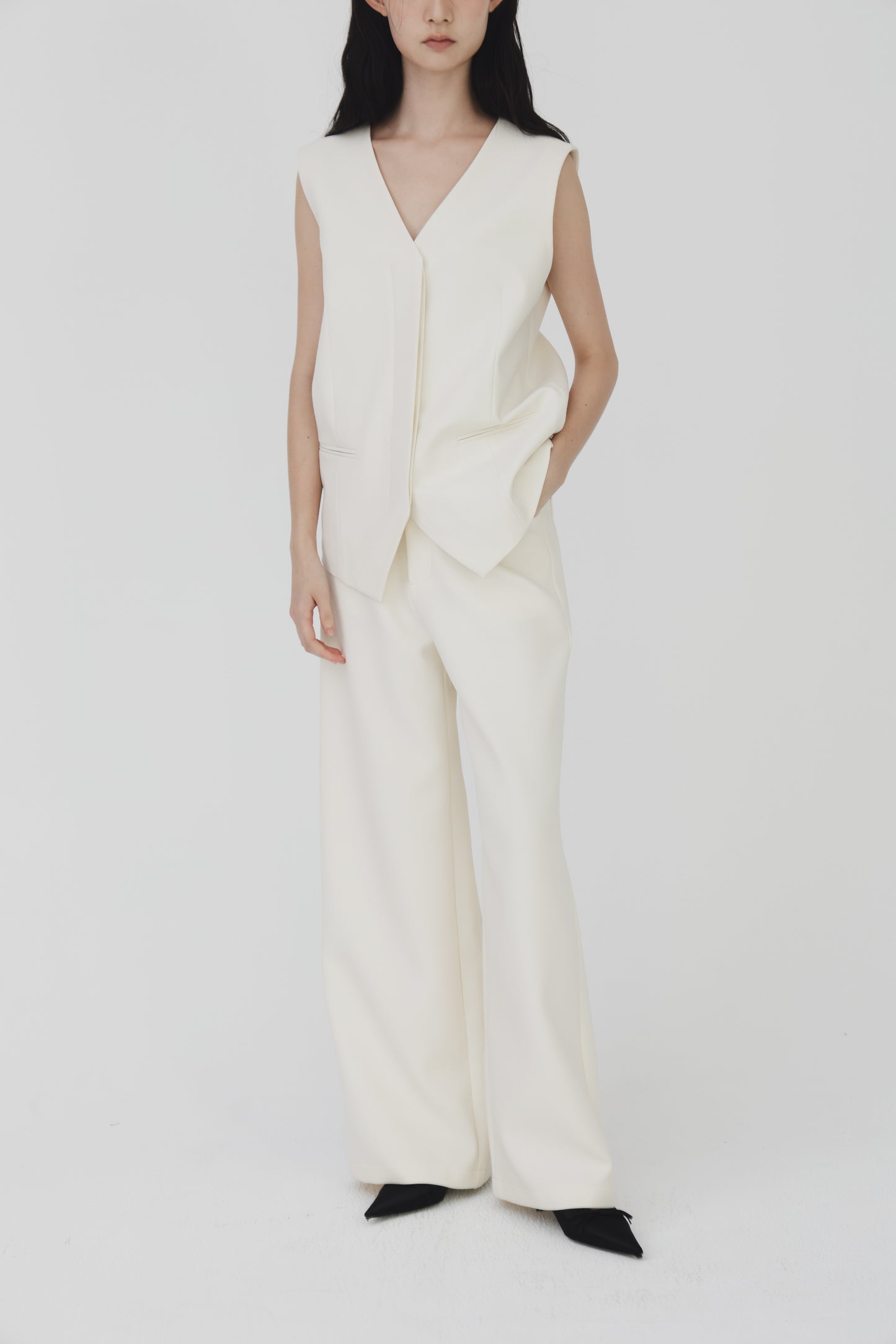 Carmen embroidered trousers