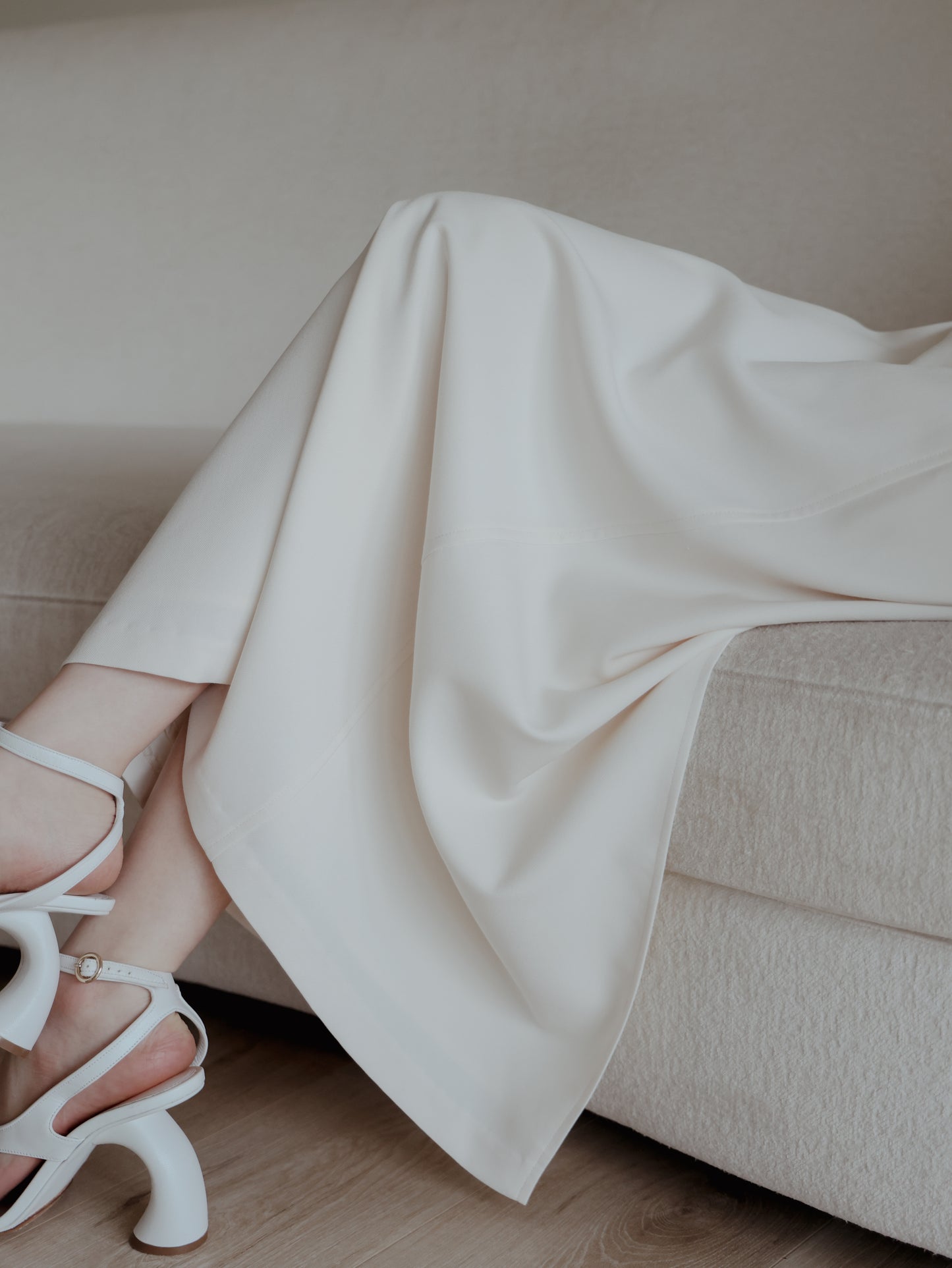 Refy v neck dress