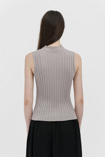 Lerii ribbed tencel top