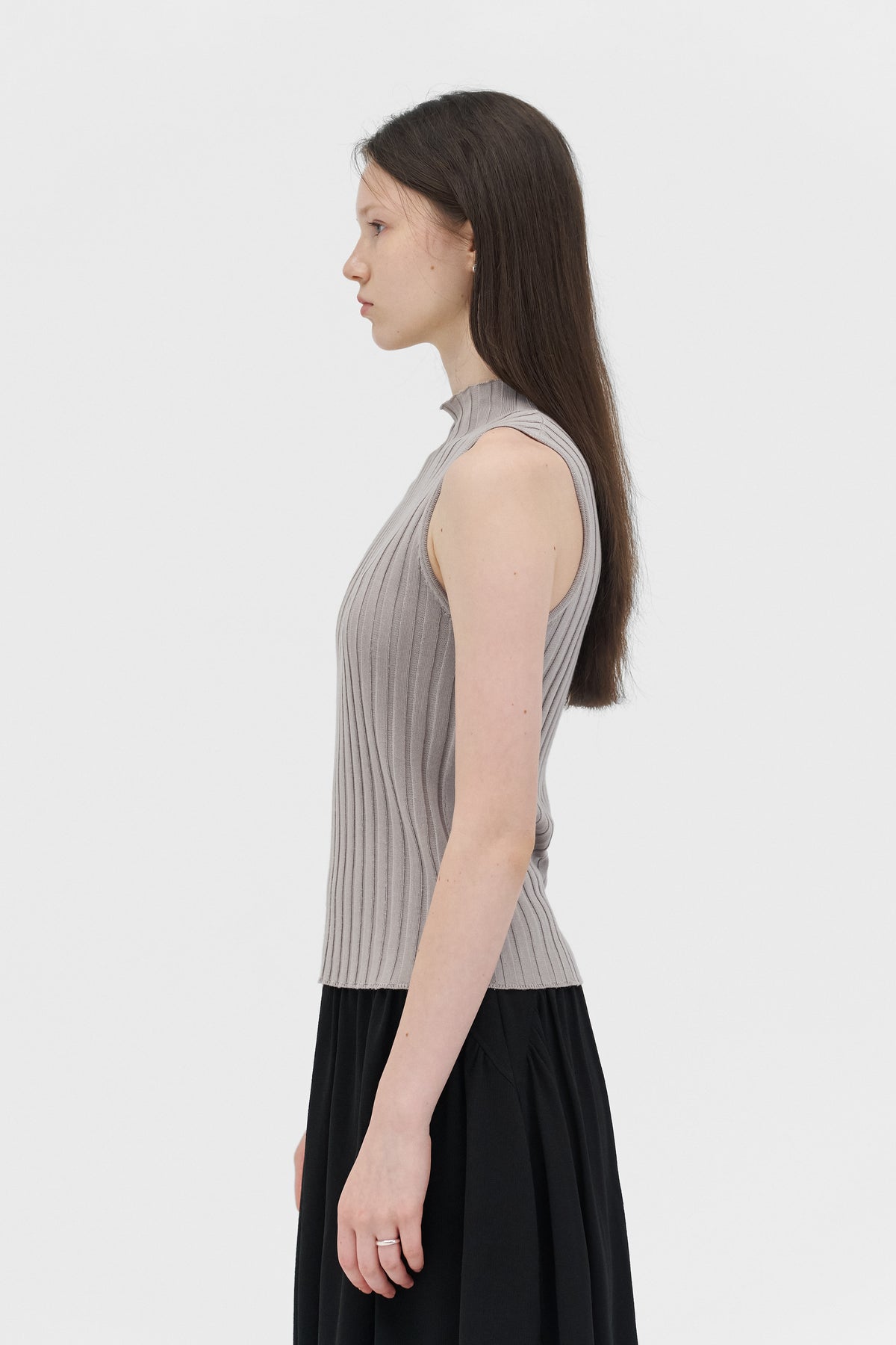 Lerii ribbed tencel top