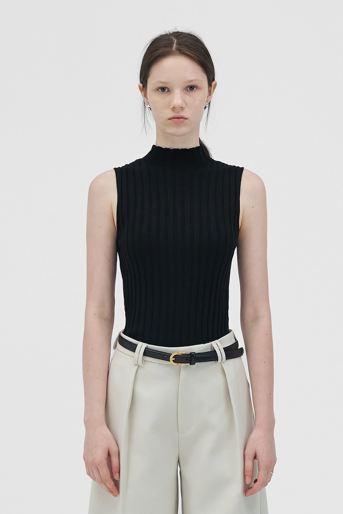 Lerii ribbed tencel top