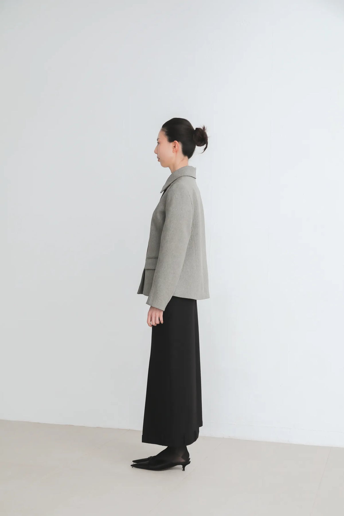 Mosu asymmetric skirt