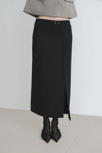 Mosu asymmetric skirt