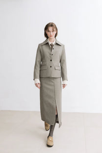 Mosu asymmetric skirt