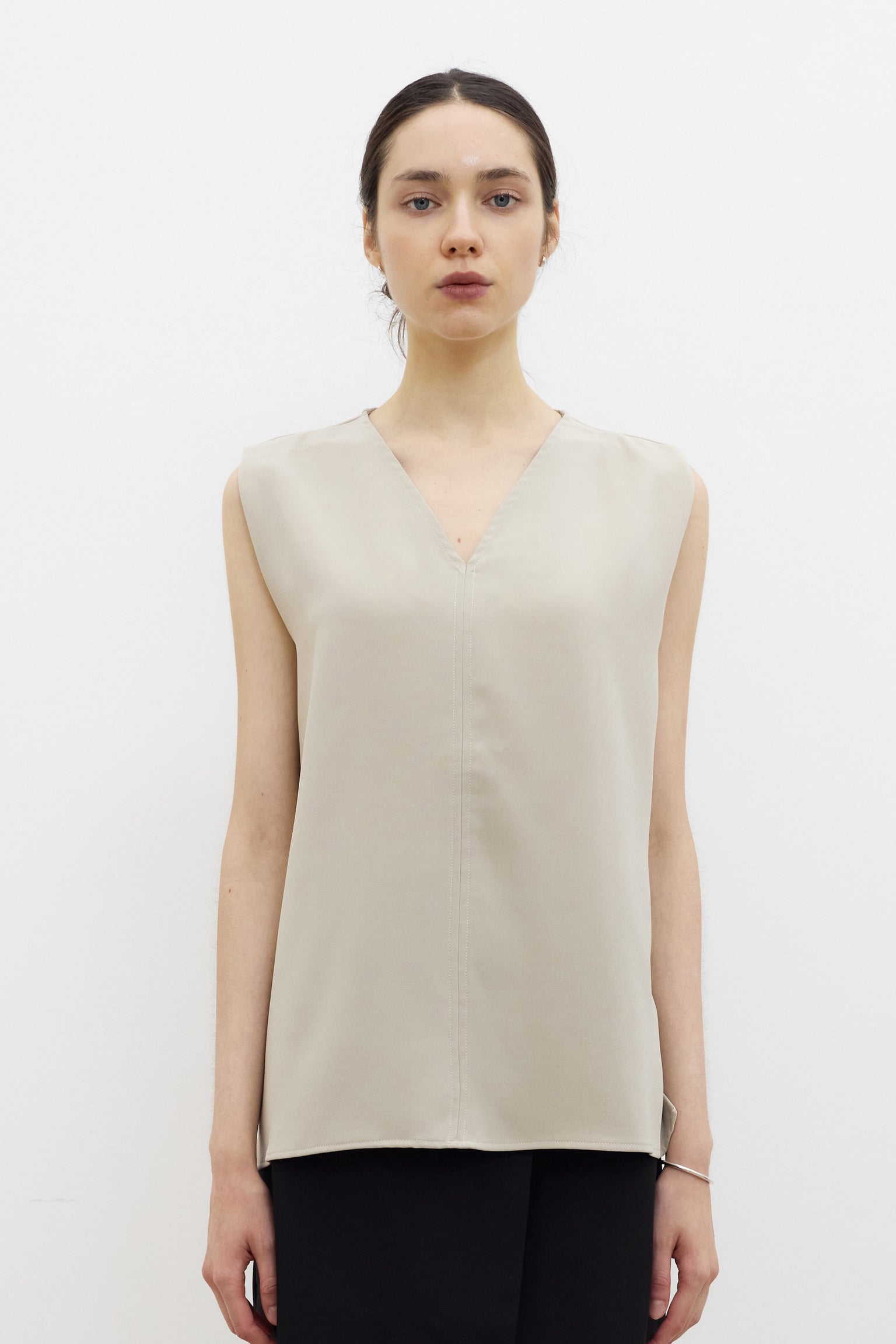 Shell V neck top