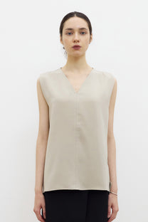 Shell V neck top