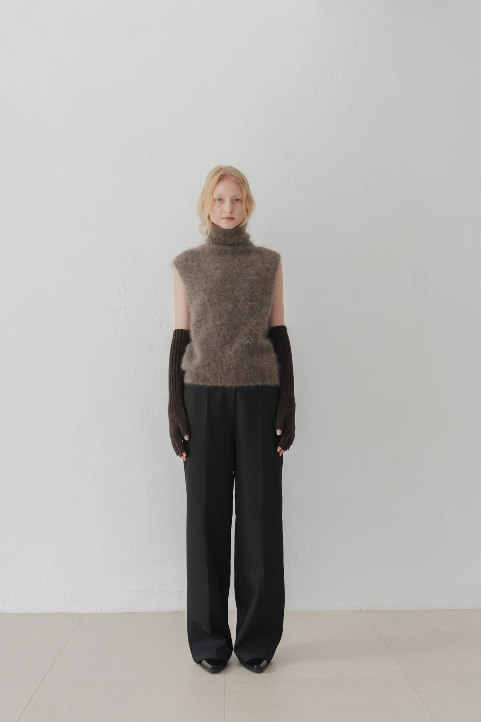 Sarek Mohair vest brown