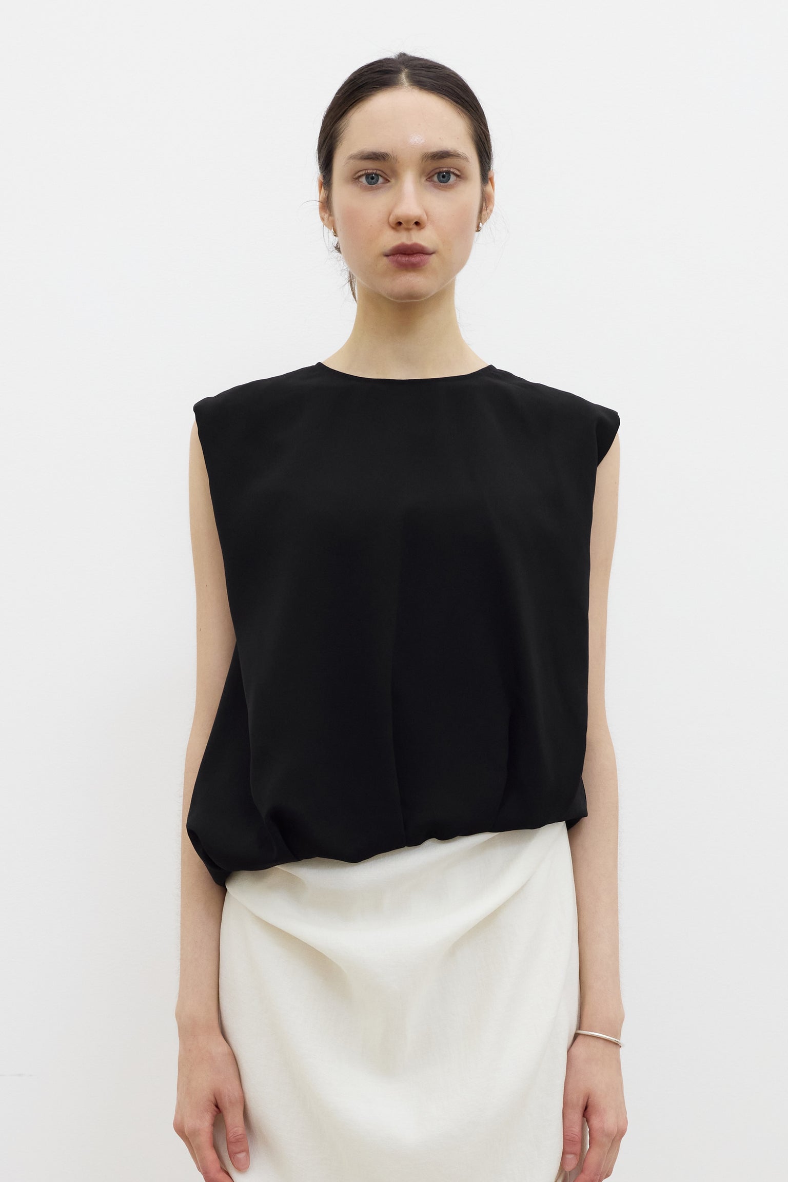 Meghan twist blouse