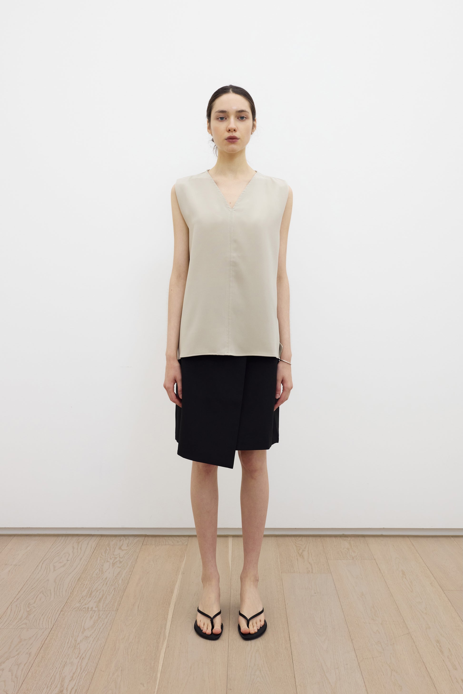 Shell V neck top