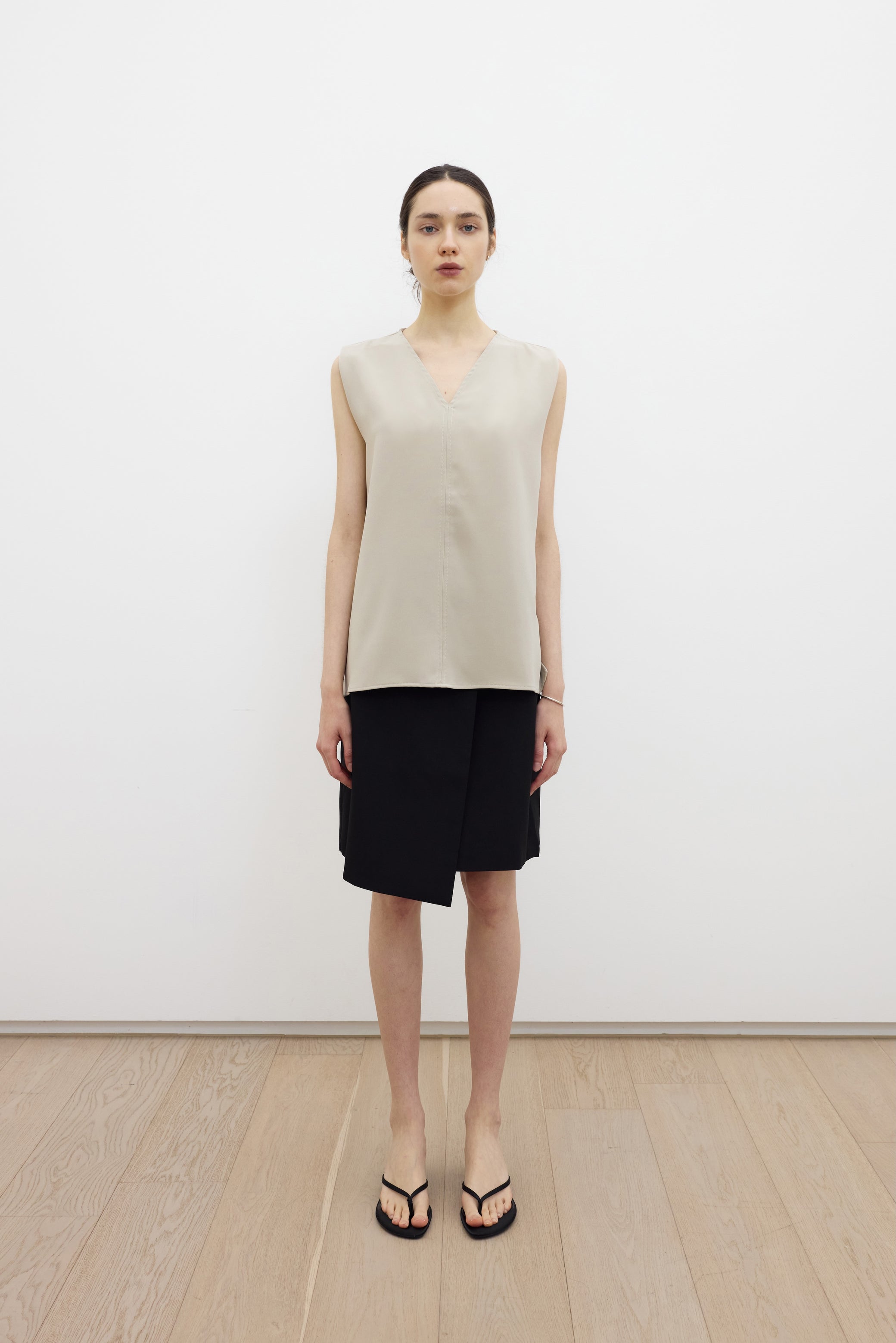 Shell V neck top
