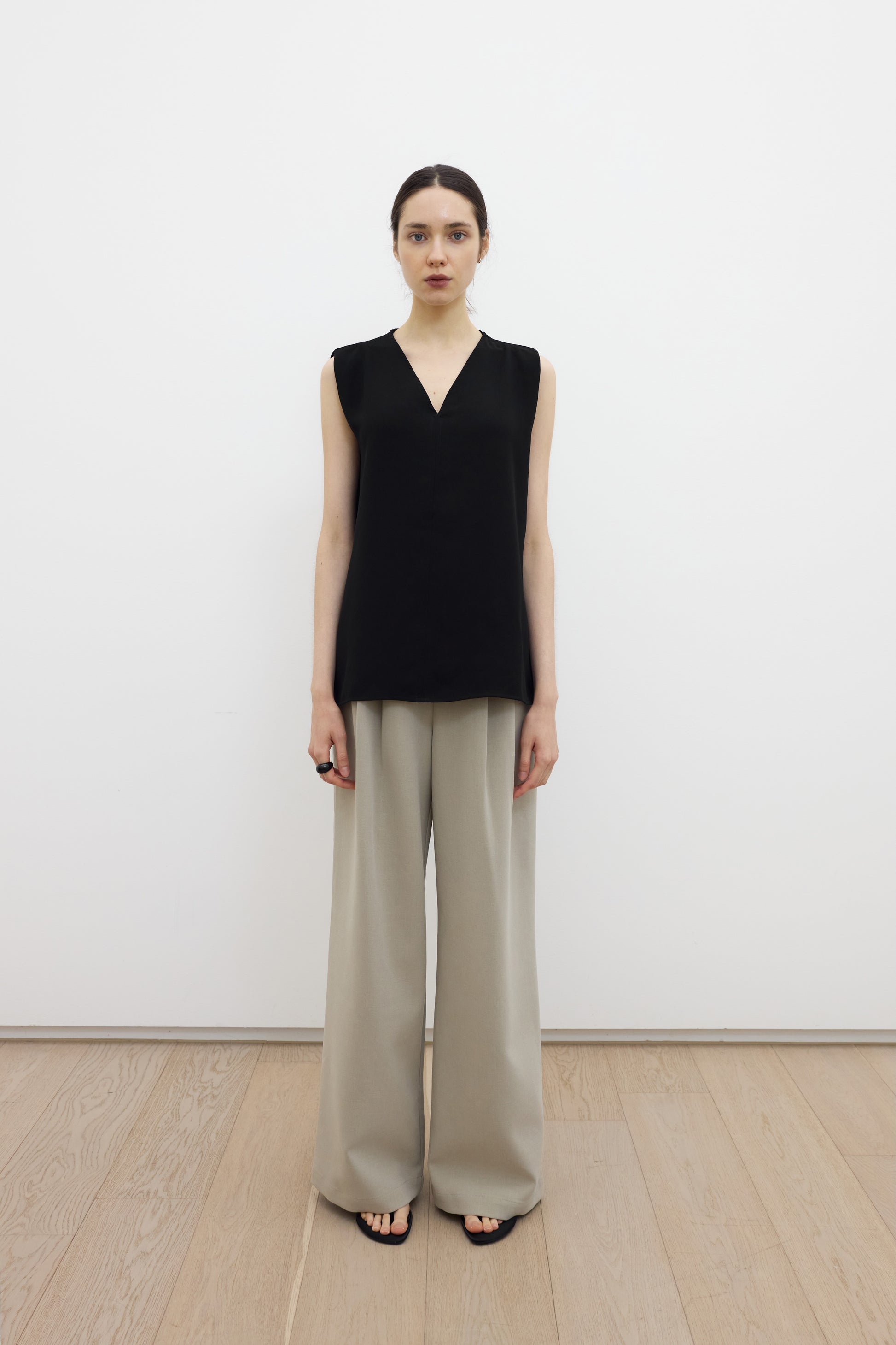 Shell V neck top