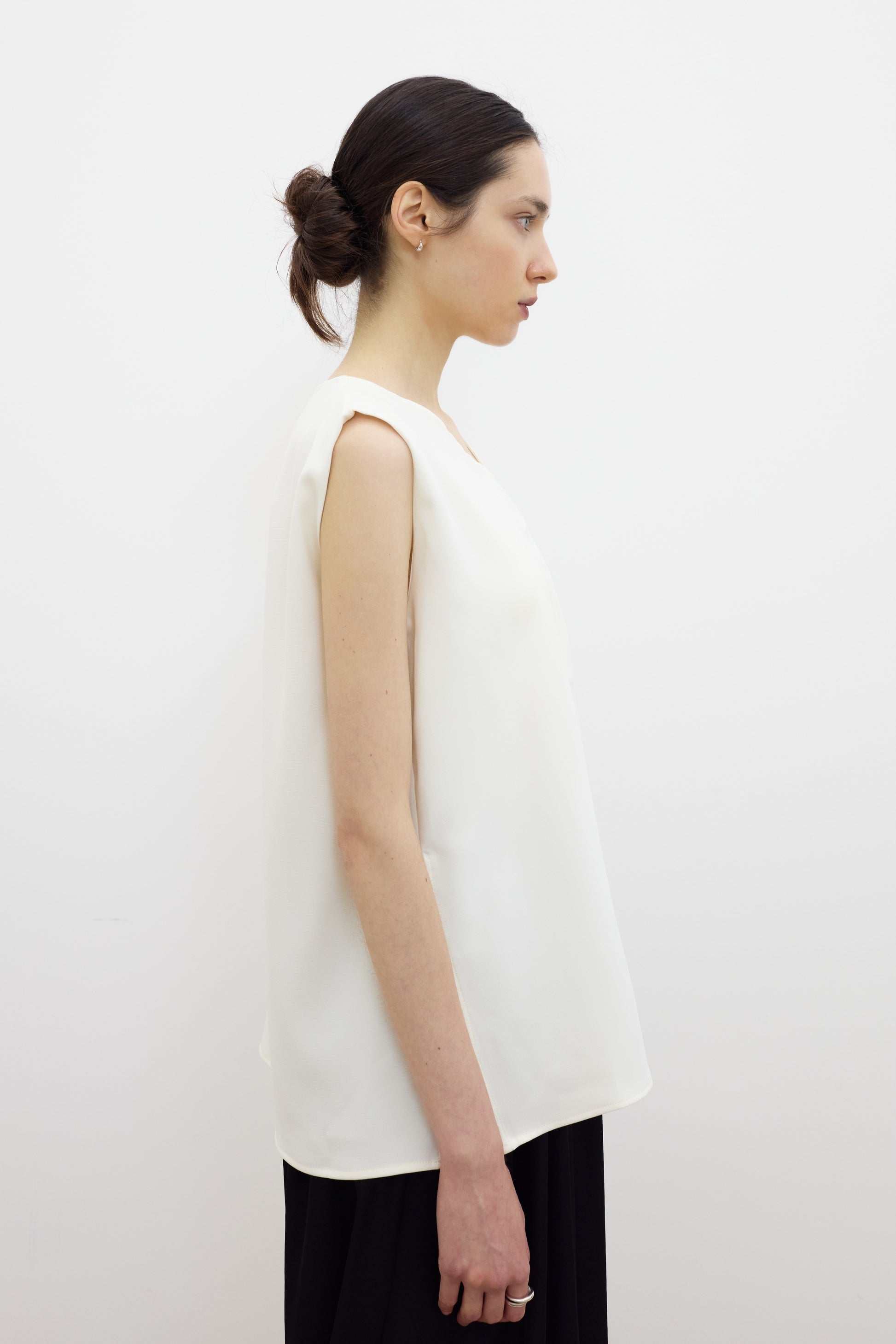 Shell V neck top