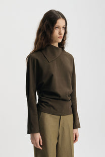 Elvin collar top brown