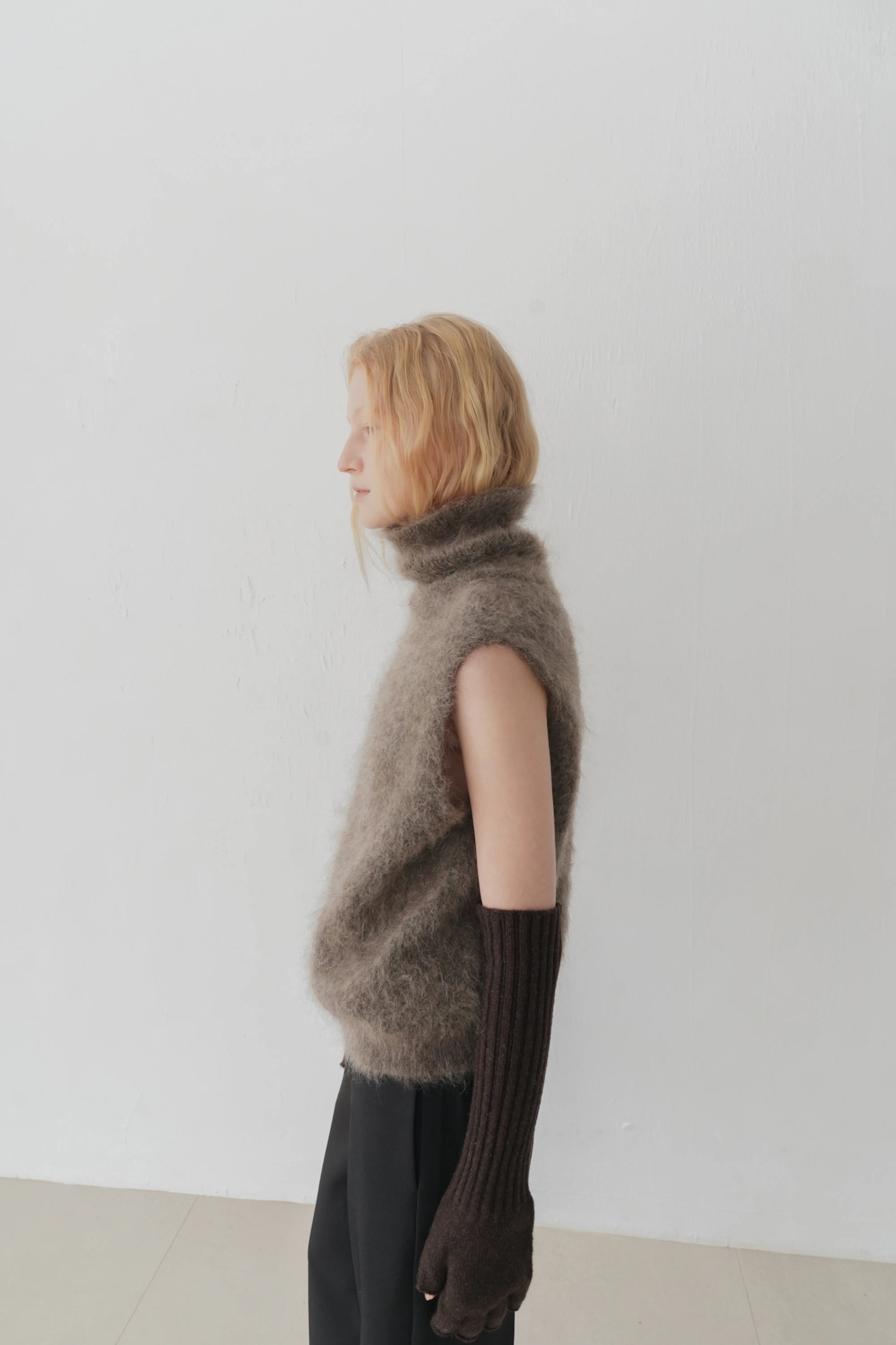 Sarek Mohair vest brown