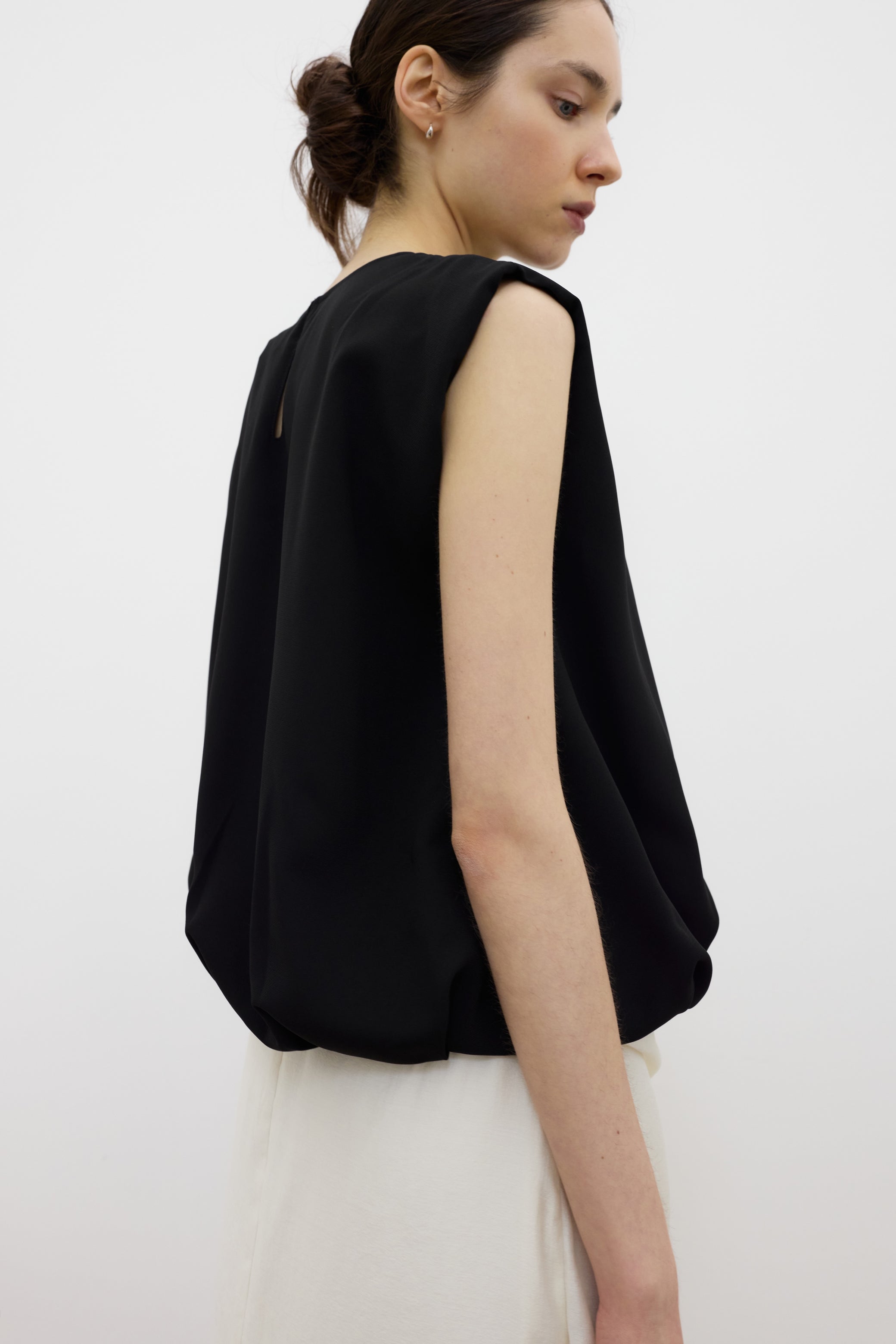 Meghan twist blouse