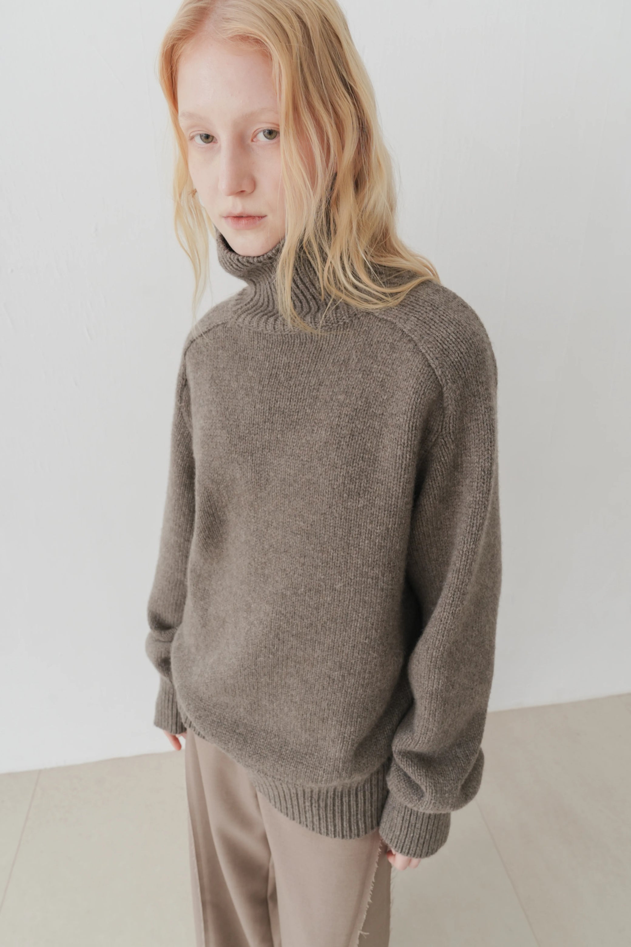 Klim High neck jumper brown