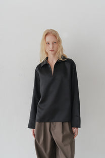 Odal satin top black