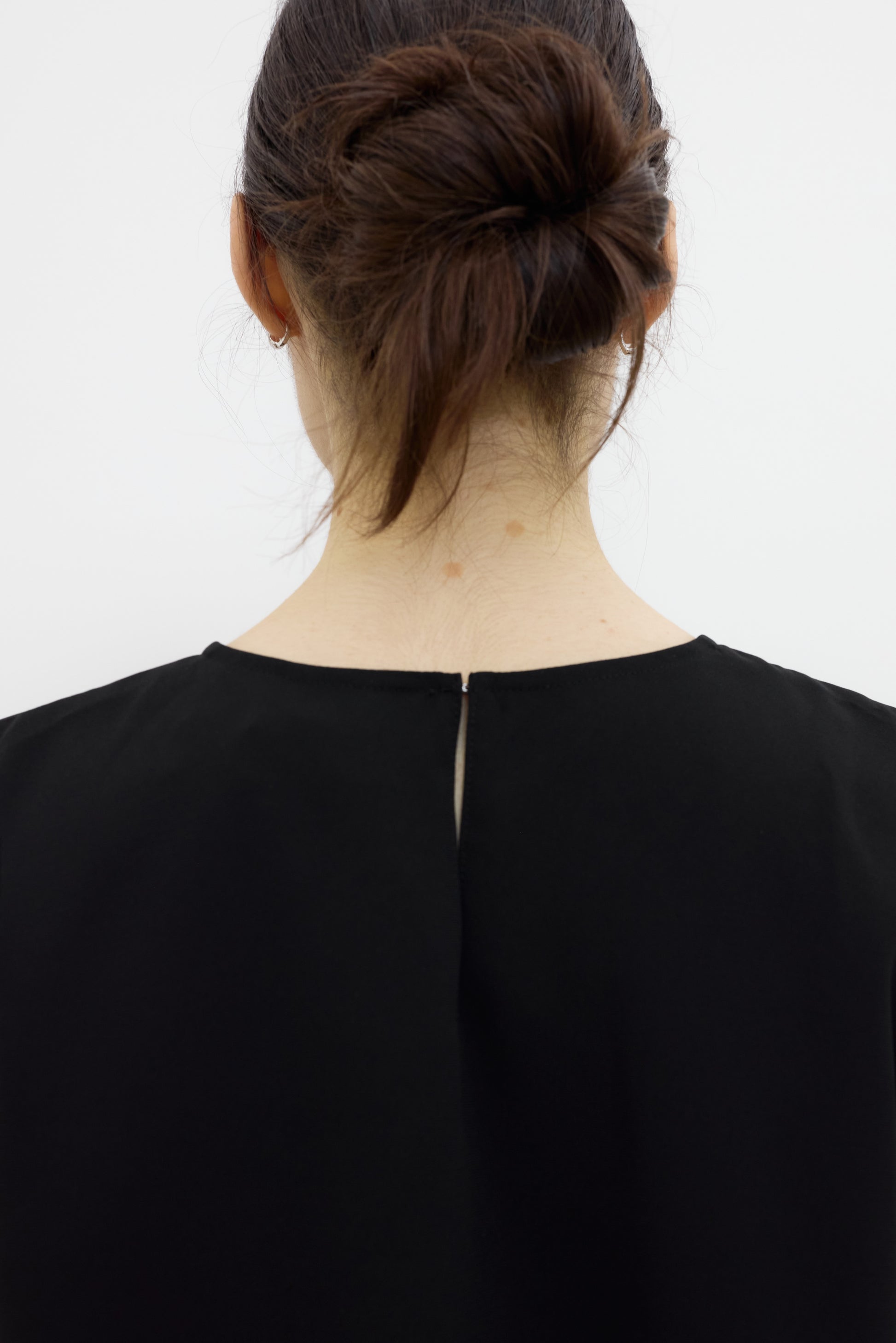 Meghan twist blouse
