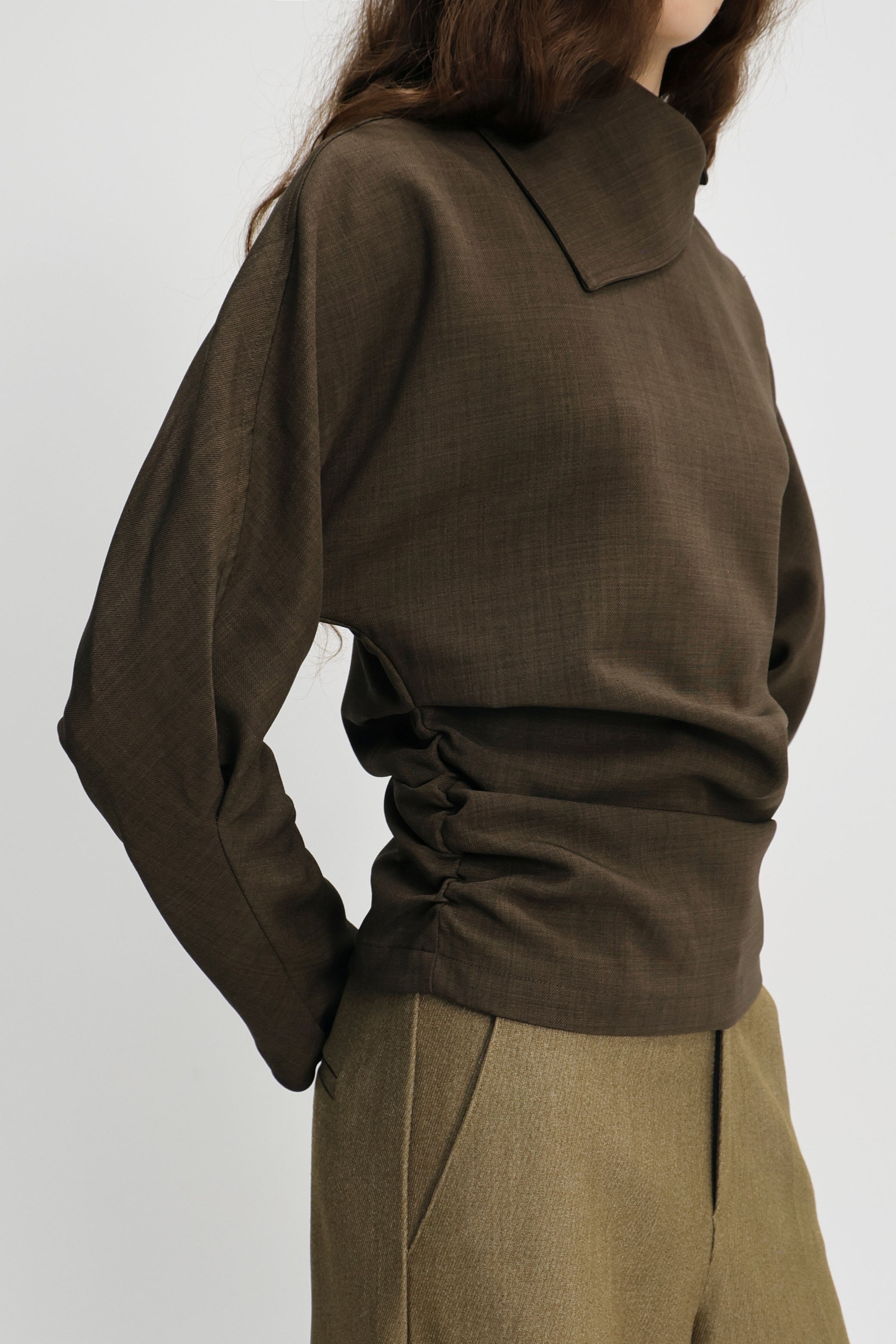 Elvin collar top brown