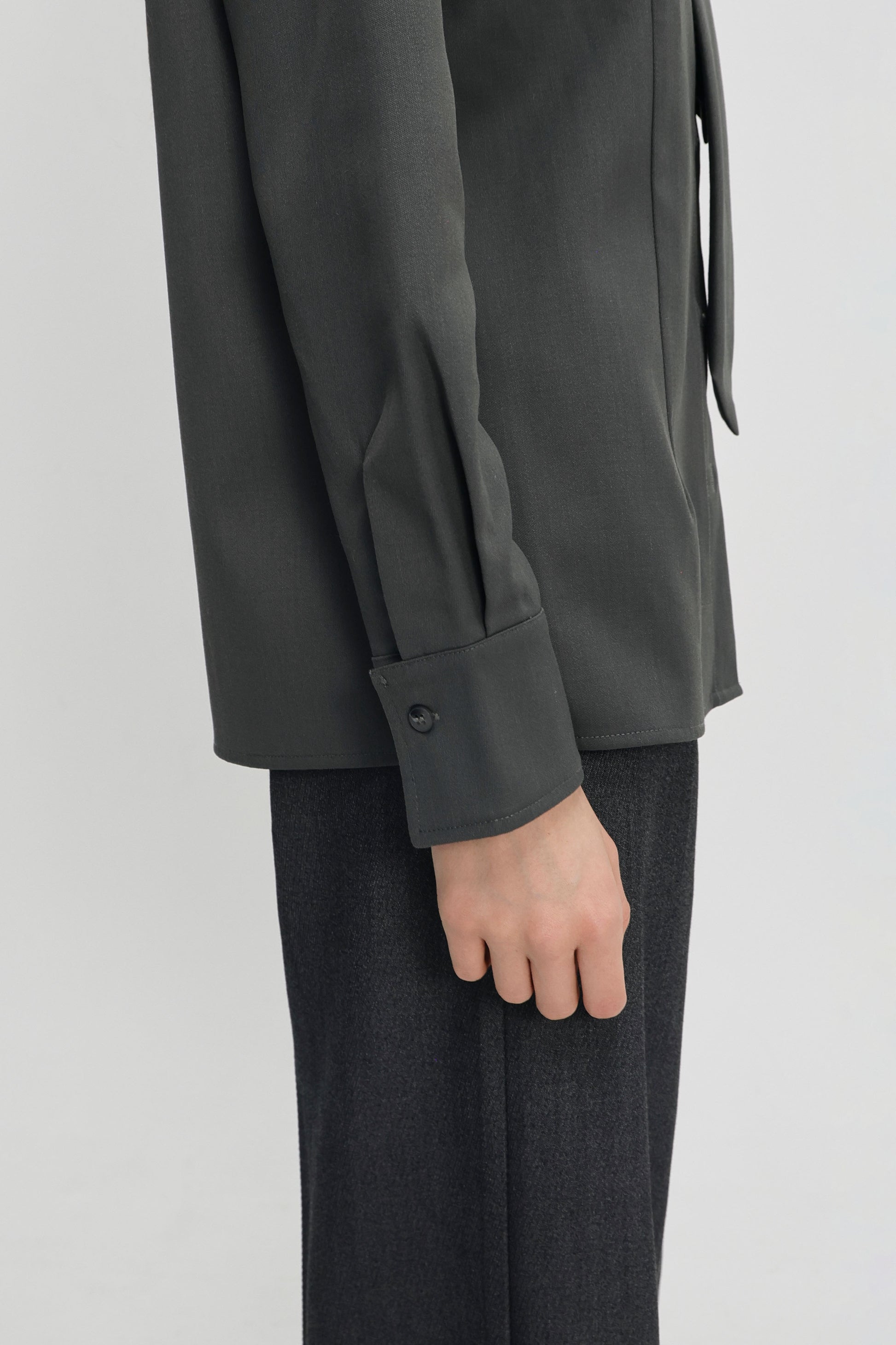 Charles tie shirt grey