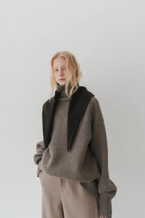 Klim High neck jumper brown