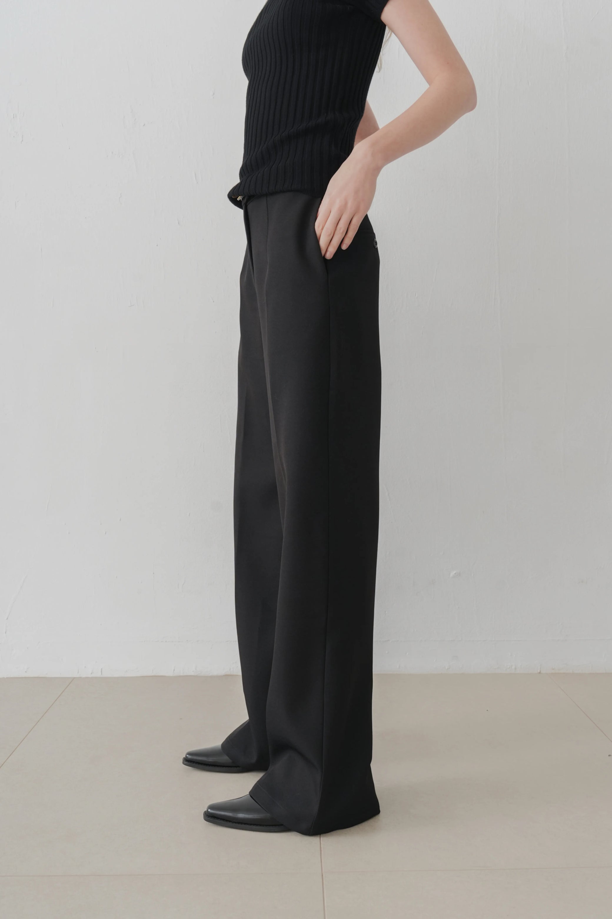 Moll Straight trousers black