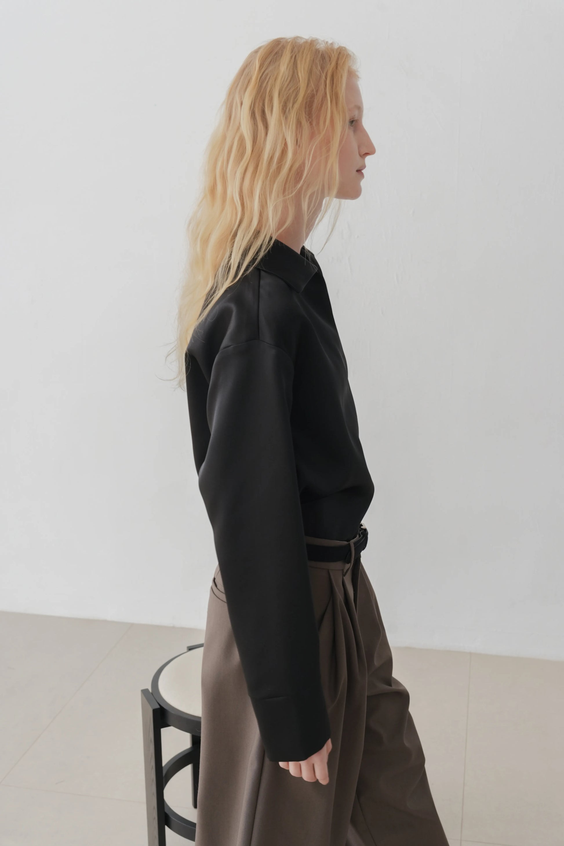 Odal satin top black