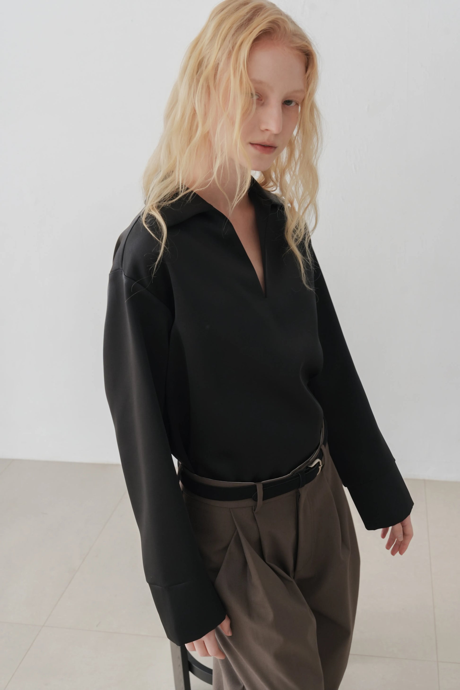 Odal satin top black