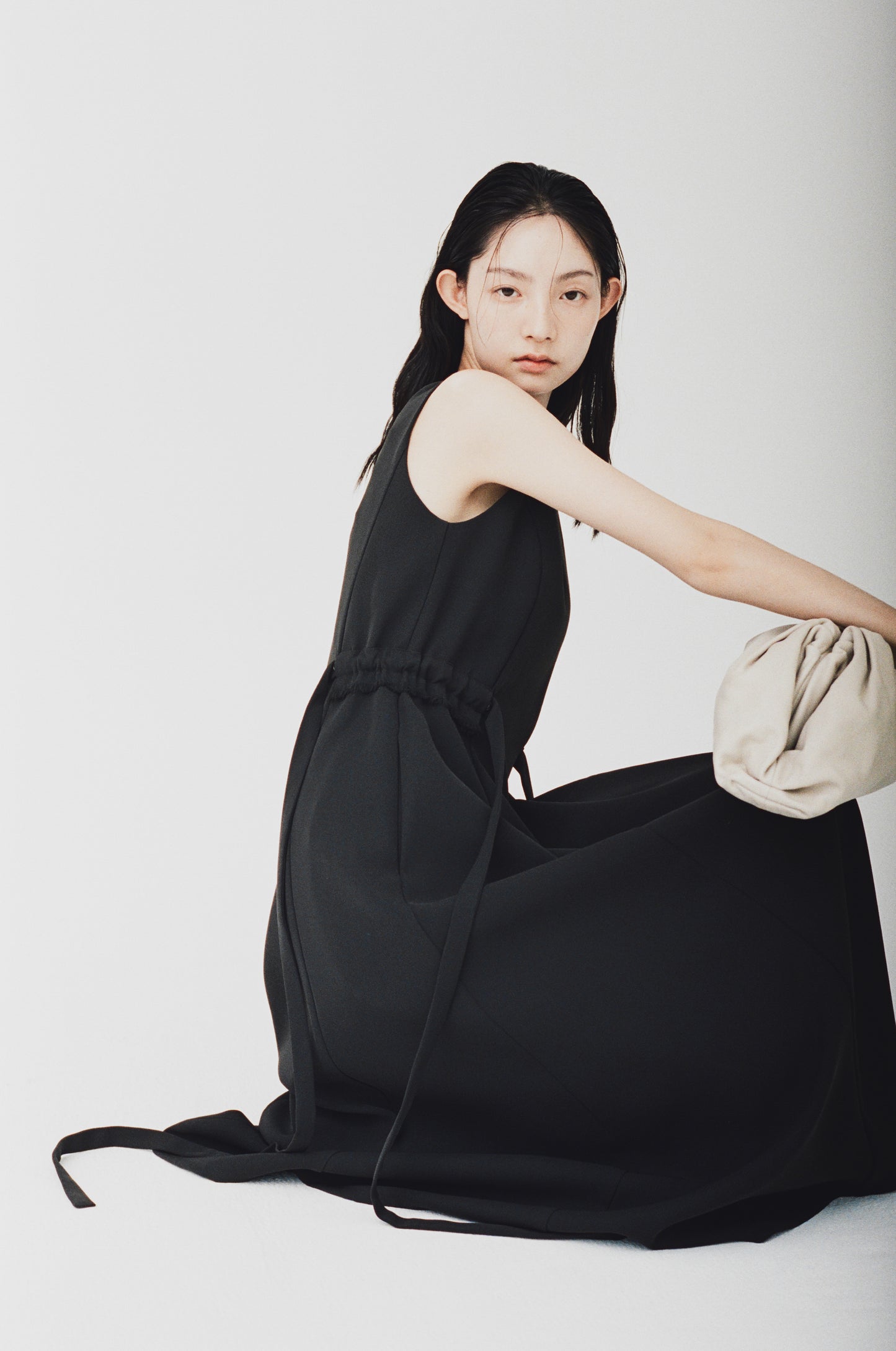 Andrea 吊帶連身裙