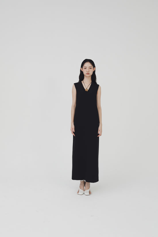 Refy v neck dress – Murphel